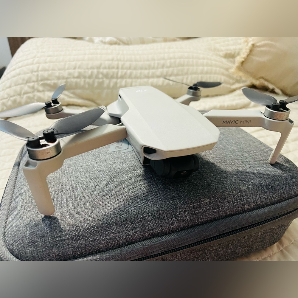 DJI Mavic Mini Fly More Combo